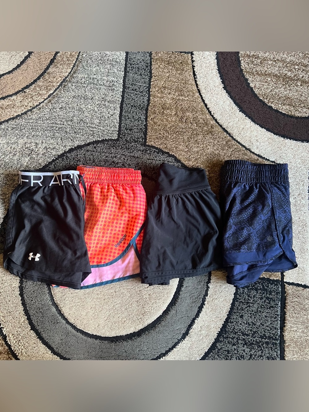 Women’s Shorts Lot of 4  Size XS Mixed brands ( aerie, Athleta, UA, Reebok)